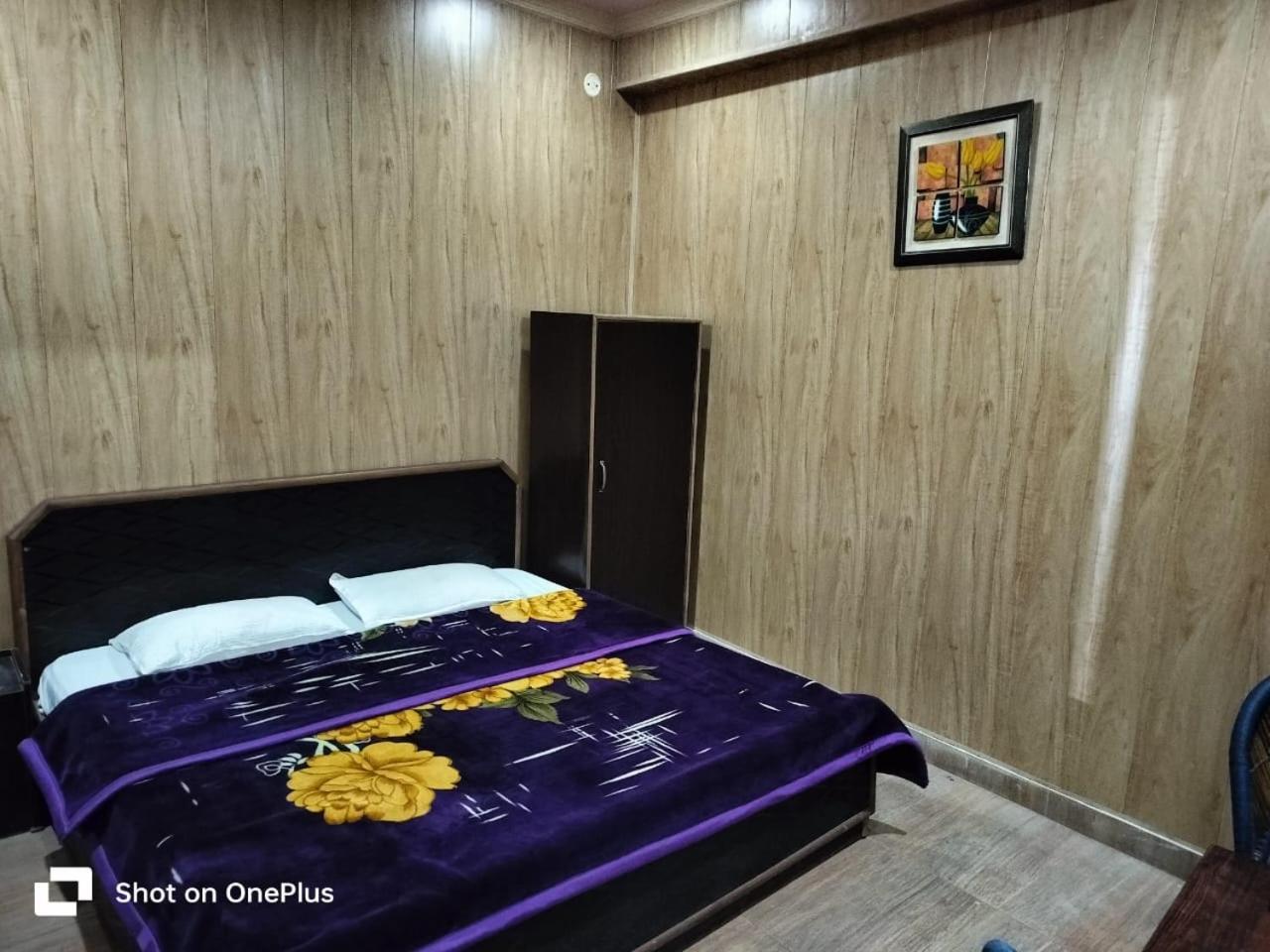Silver Dew Resorts And Restaurant Dhanaulti Esterno foto